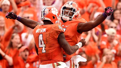 oddsshark nfl picks|NFL Football Betting News and Matchup Analysis .